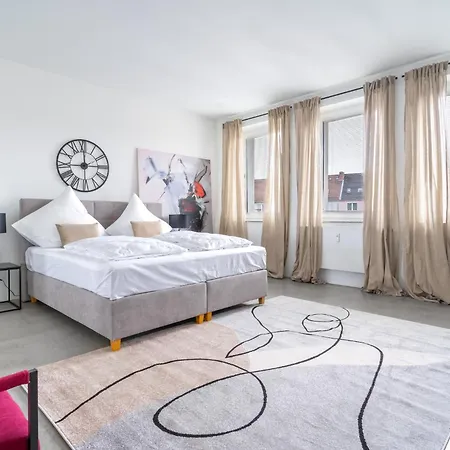 Beyond Living I 235 M² Loft I Billard I Kamin Essen