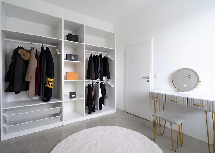 Beyond Living I 235 M² Loft I Billard I Kamin Essen